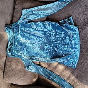 Shoulder cutout long sleeve shirt